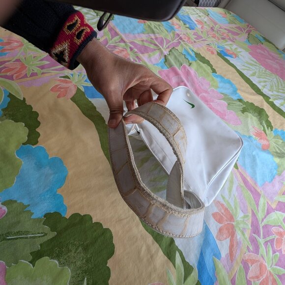 Nike Bag Sport Gym Yoga Water Resistant Zip Closure White Unisex 14x14x5 - Picture 8 of 16